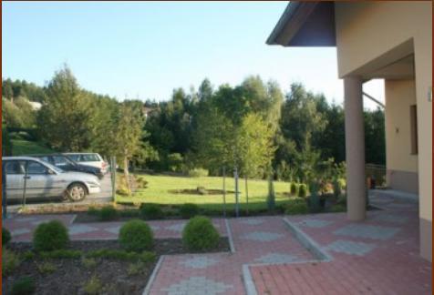Pokoje Goscinne Monti Kudowa-Zdrój Exteriör bild